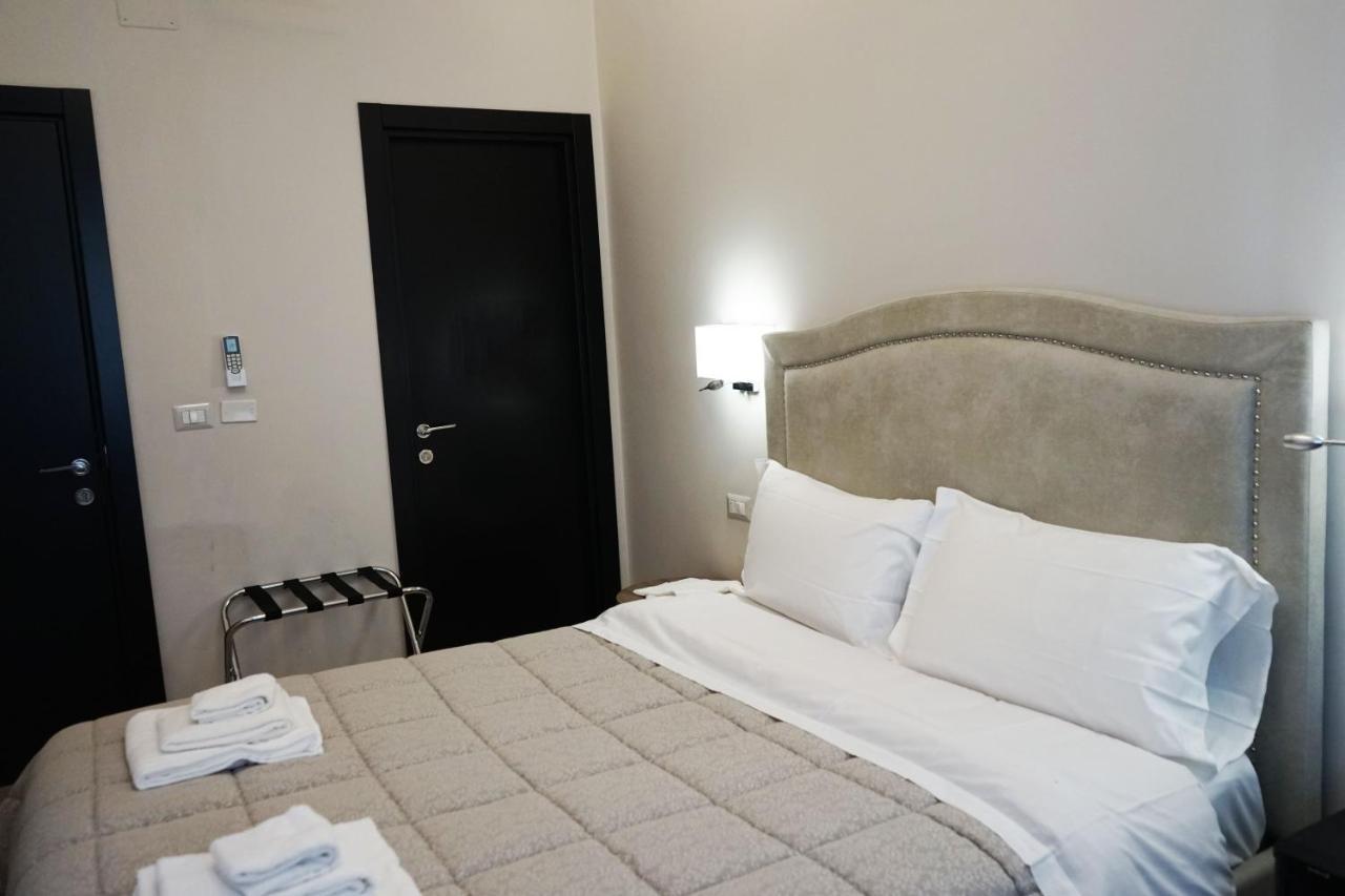 Re Di Smirne By Apulia Accommodation Bari Dış mekan fotoğraf